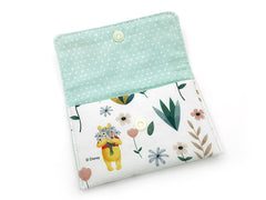 PRE-ORDER Fabric Wallet Pooh Flowers