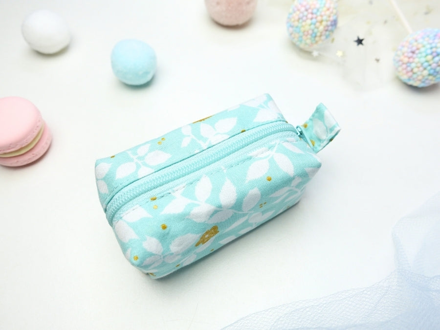 [LAST PIECE] Mini Poofy Pouch Aqua Ivy