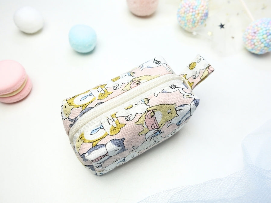 Mini Poofy Pouch Cats on the Go