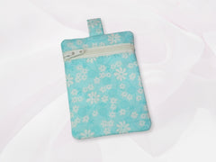 [LAST PIECE] Zippy Pouch Aqua Daisies