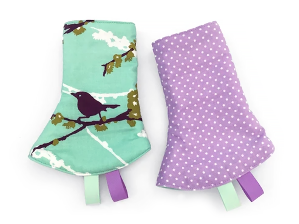 [CLEARANCE] Corner Drool Pads Chloe Light