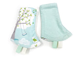 IN-STOCK Corner Drool Pads Windy Day